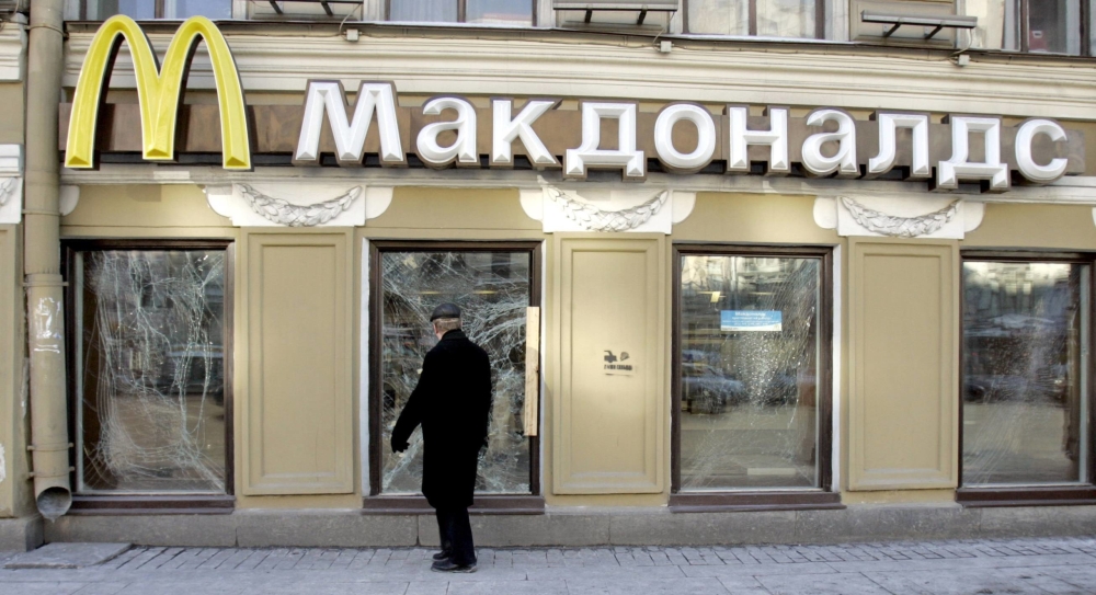 Rusia pritet te miratoje ligjin per kompanite perendimore qe largohen